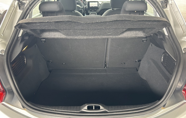 peugeot-208-1-2-puretech-82ch-allure-5p - 860064713