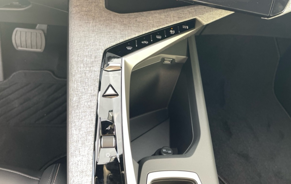 peugeot-5008-hybrid-145ch-allure-e-dcs6 - 875584713