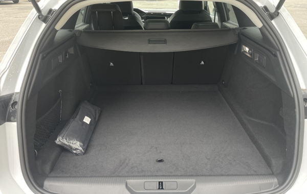 peugeot-308-sw-1-5-bluehdi-130ch-s-s-allure-eat8 - 875934713