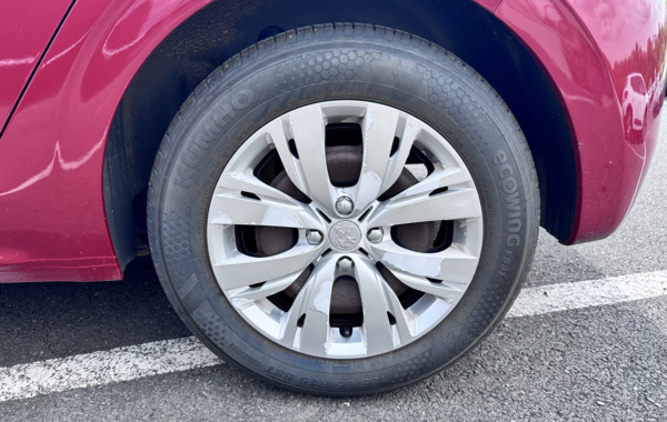 peugeot-208-1-2-puretech-82ch-style-5p - 876504713
