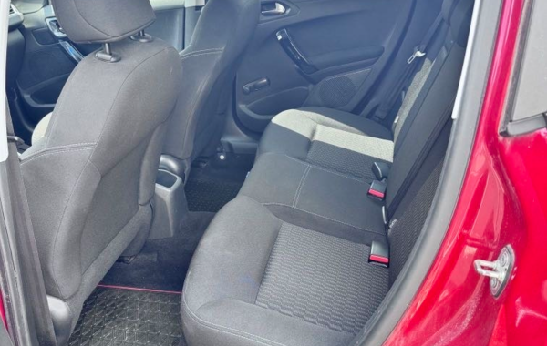 peugeot-208-1-2-puretech-82ch-style-5p - 876504713