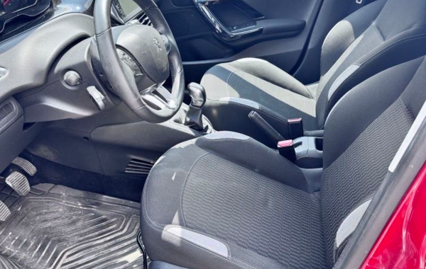 peugeot-208-1-2-puretech-82ch-style-5p - 876504713