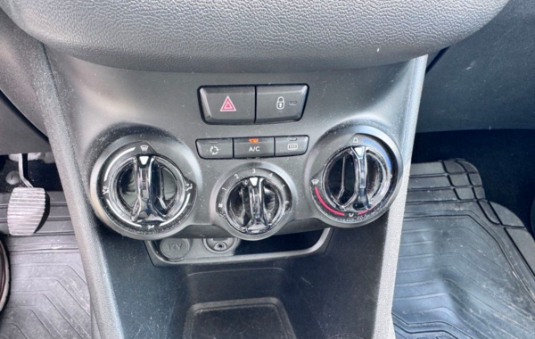 peugeot-208-1-2-puretech-82ch-style-5p - 876504713