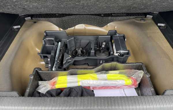 peugeot-2008-1-5-bluehdi-130ch-s-s-gt-line-eat8-7cv - 878314713