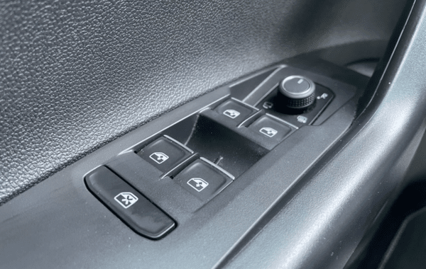 volkswagen-taigo-1-0-tsi-116ch-r-line-dsg7 - 880364713