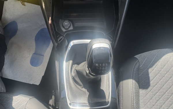 peugeot-208-1-2-puretech-100ch-s-s-allure - 881534713