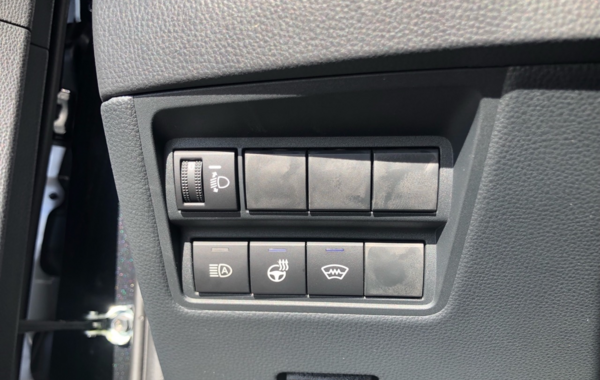 toyota-yaris-cross-130h-design-my25 - 883674713
