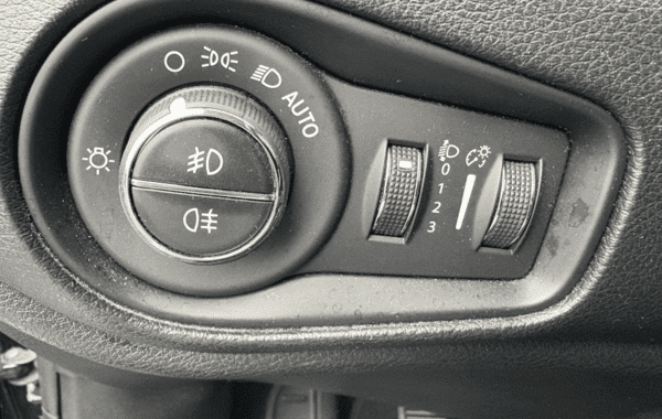 jeep-renegade-1-6-multijet-s-s-120ch-limited - 884514713