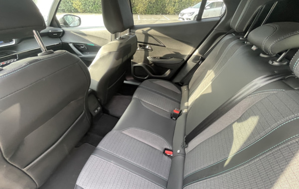 peugeot-2008-1-2-puretech-130ch-s-s-allure-pack-eat8 - 886364713