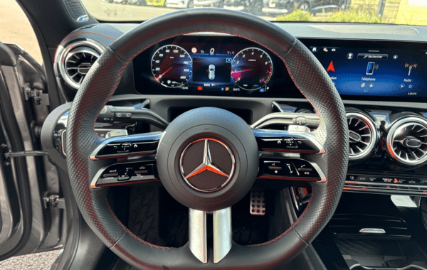 mercedes-cla-shooting-brake-200-163ch-amg-line-7g-dct - 886834713