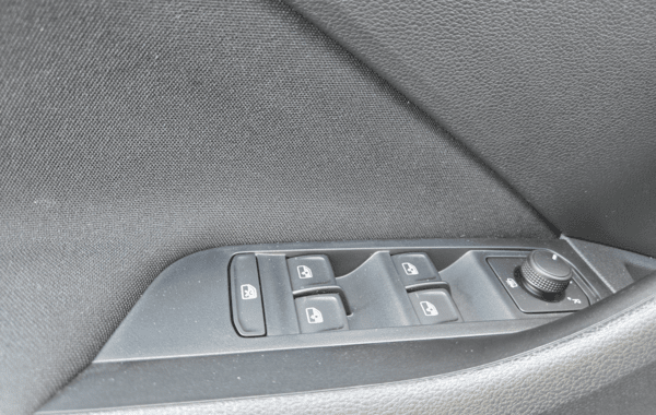 skoda-kamiq-1-0-tsi-evo-2-116ch-selection-dsg7 - 888084713