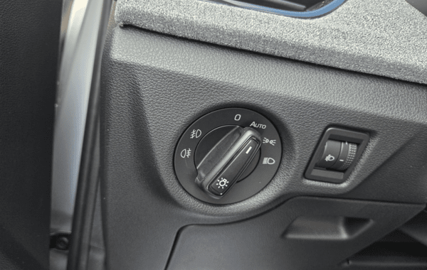 skoda-kamiq-1-0-tsi-evo-2-116ch-selection-dsg7 - 888084713