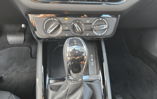 skoda-kamiq-1-0-tsi-evo-2-116ch-selection-dsg7 - 888084713