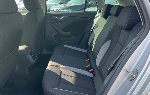 skoda-kamiq-1-0-tsi-evo-2-116ch-selection-dsg7 - 888094713