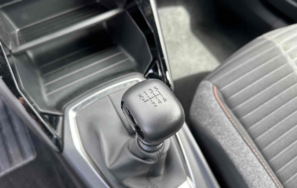 peugeot-2008-1-2-puretech-100ch-s-s-active-pack - 888524713