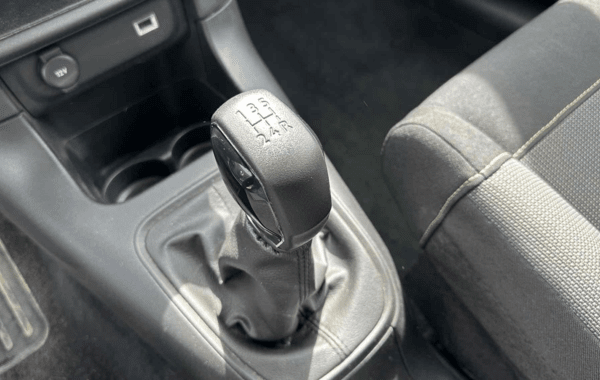 citroen-c3-ste-1-2-puretech-82ch-s-s-feel-nav-e6-d - 888874713