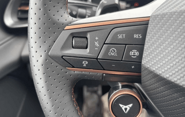 cupra-terramar-1-5-etsi-hybrid-150ch-v-dsg7 - 889934713