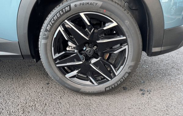 peugeot-3008-1-2-hybrid-145ch-allure-e-dcs6 - 895164713