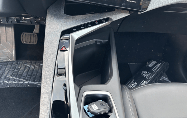 peugeot-3008-1-2-hybrid-145ch-allure-e-dcs6 - 895164713