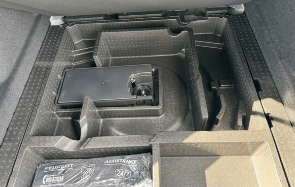 peugeot-308-sw-1-5-bluehdi-130ch-s-s-allure-eat8 - 895334713