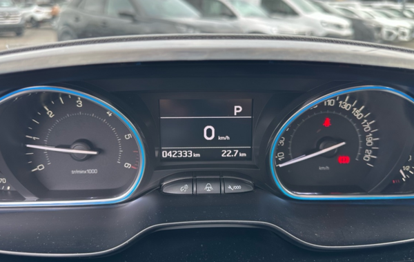 peugeot-2008-1-5-bluehdi-120ch-e6-c-allure-s-s-eat6 - 898554713