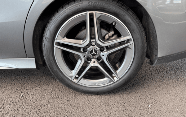 mercedes-cla-shooting-brake-200-163ch-amg-line-7g-dct - 898584713