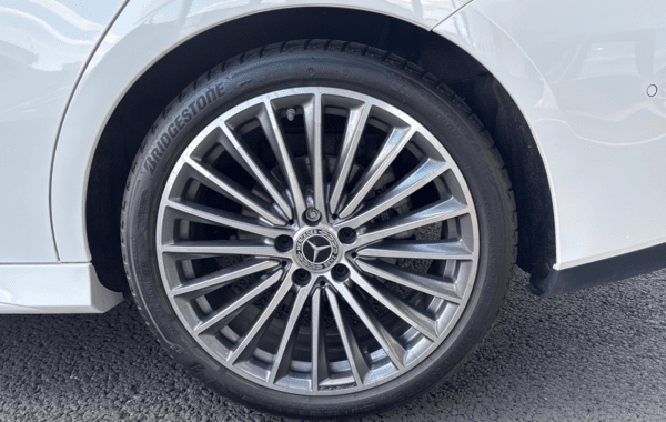 mercedes-cla-shooting-brake-200-163ch-amg-line-7g-dct - 898594713