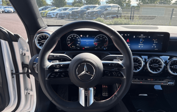 mercedes-cla-shooting-brake-200-163ch-amg-line-7g-dct - 898594713