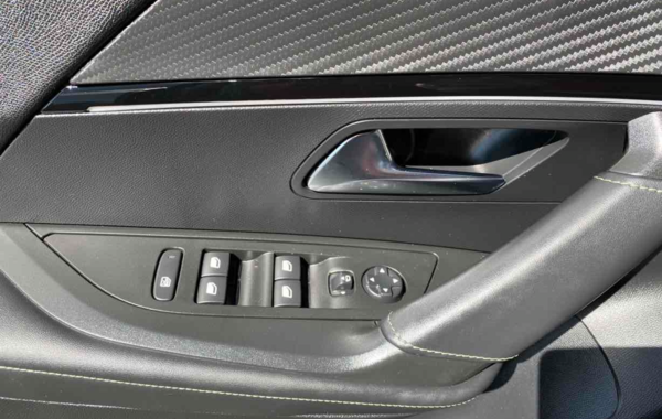 peugeot-2008-1-2-puretech-130ch-s-s-gt-eat8 - 898914713