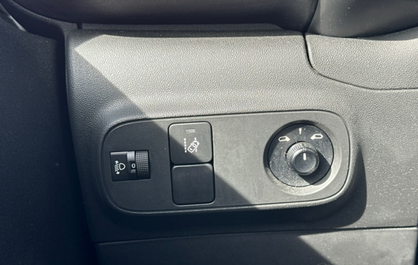 citroen-c3-puretech-82ch-shine - 899974713