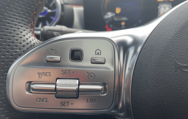 mercedes-cla-180-136ch-amg-line-7g-dct - 903034713