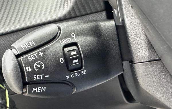 peugeot-2008-1-2-hybrid-145ch-gt-e-dcs6 - 903204713