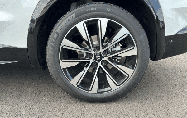 renault-austral-1-2-e-tech-full-hybrid-200ch-techno-25 - 905944713