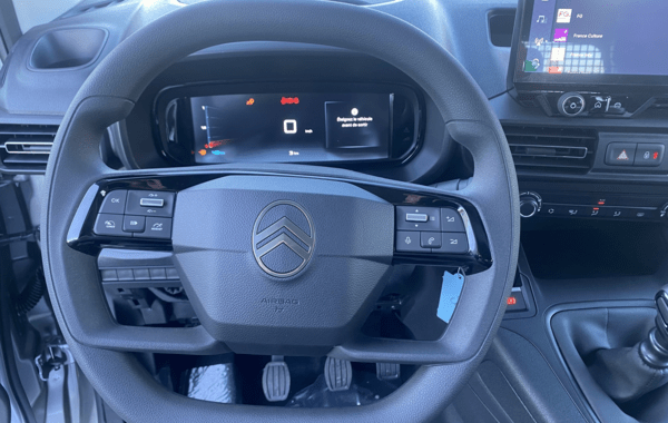 citroen-berlingo-taille-m-1-5-bluehdi-130ch-s-s-plus-5-places - 907464713