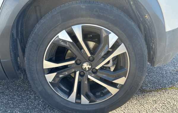 peugeot-2008-e-2008-136ch-allure - 909304713