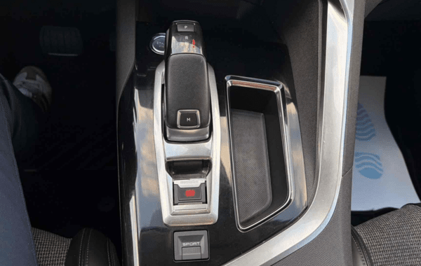 peugeot-5008-1-5-bluehdi-130ch-e6-c-allure-s-s-eat8 - 911494713