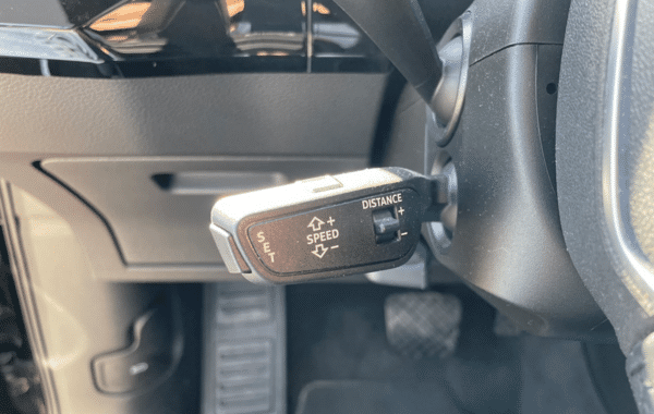 audi-e-tron-sportback-50-313ch-avus-extended-e-quattro - 913364713