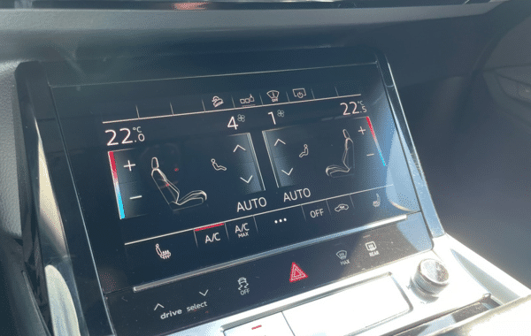 audi-e-tron-sportback-50-313ch-avus-extended-e-quattro - 913364713