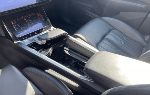 audi-e-tron-sportback-50-313ch-avus-extended-e-quattro - 913364713