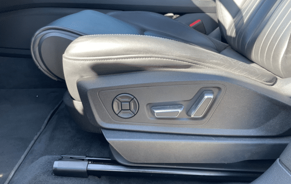 audi-e-tron-sportback-50-313ch-avus-extended-e-quattro - 913364713