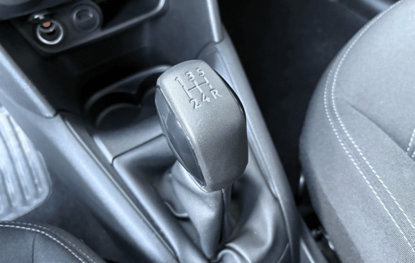 peugeot-208-affaire-1-2-puretech-82ch-s-s-premium-pack-euro6c - 913374713