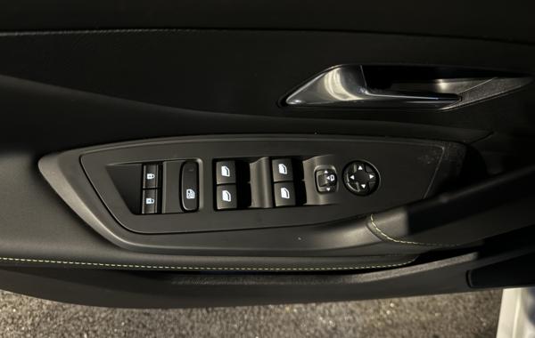 peugeot-308-1-2-puretech-130ch-s-s-gt-eat8 - 915774713