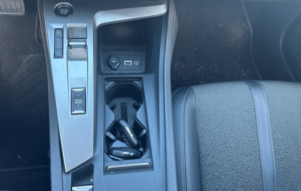 peugeot-308-1-5-bluehdi-130ch-s-s-allure-pack-eat8 - 918424713