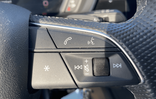 audi-q3-sportback-35-tdi-150ch-s-line-s-tronic-7 - 918534713