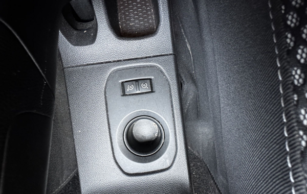 dacia-duster-1-5-blue-dci-115ch-prestige-4x2-20 - 920384713