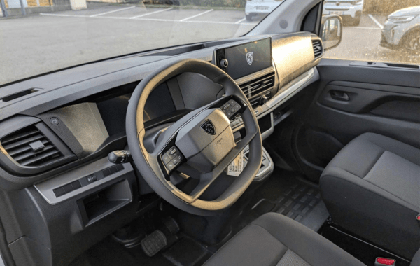 peugeot-expert-fg-xl-2-0-bluehdi-180ch-s-s-cabine-approfondie-fixe-eat8 - 922904713