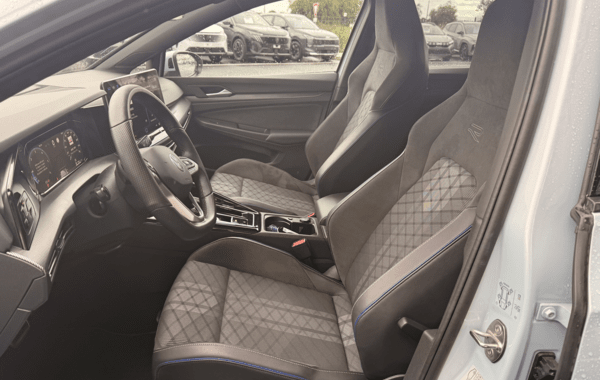 volkswagen-golf-viii-2-0-tdi-150ch-r-line-dsg7 - 926554713