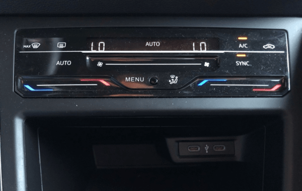 volkswagen-taigo-1-0-tsi-116ch-r-line-dsg7 - 927864713
