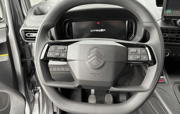 citroen-berlingo-taille-m-1-5-bluehdi-100ch-s-s-plus-n1 - 927954713