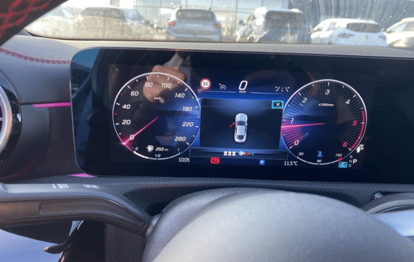 mercedes-cla-220-d-190ch-amg-line-8g-dct - 928454713